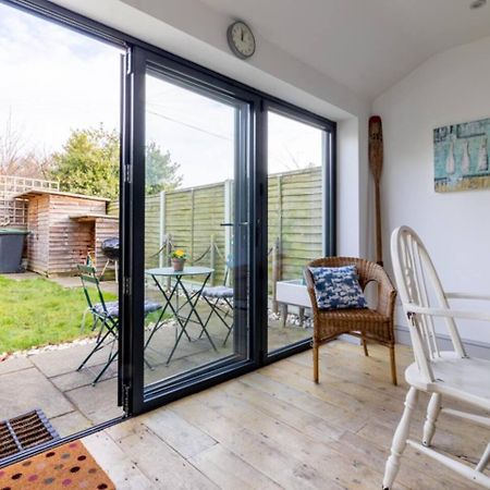 York House Villa Уитстейбъл Екстериор снимка