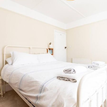 York House Villa Уитстейбъл Екстериор снимка