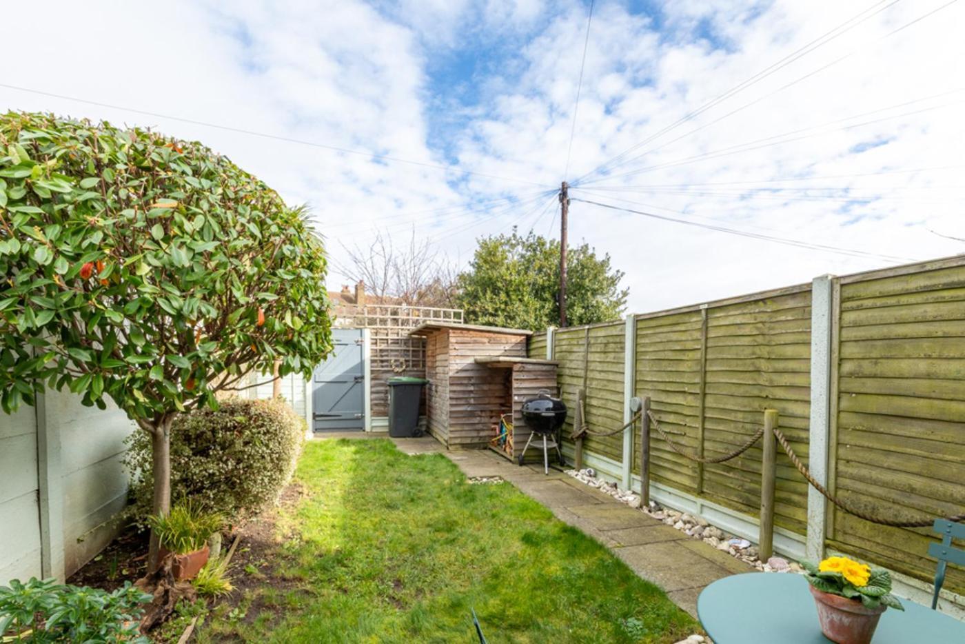 York House Villa Уитстейбъл Екстериор снимка