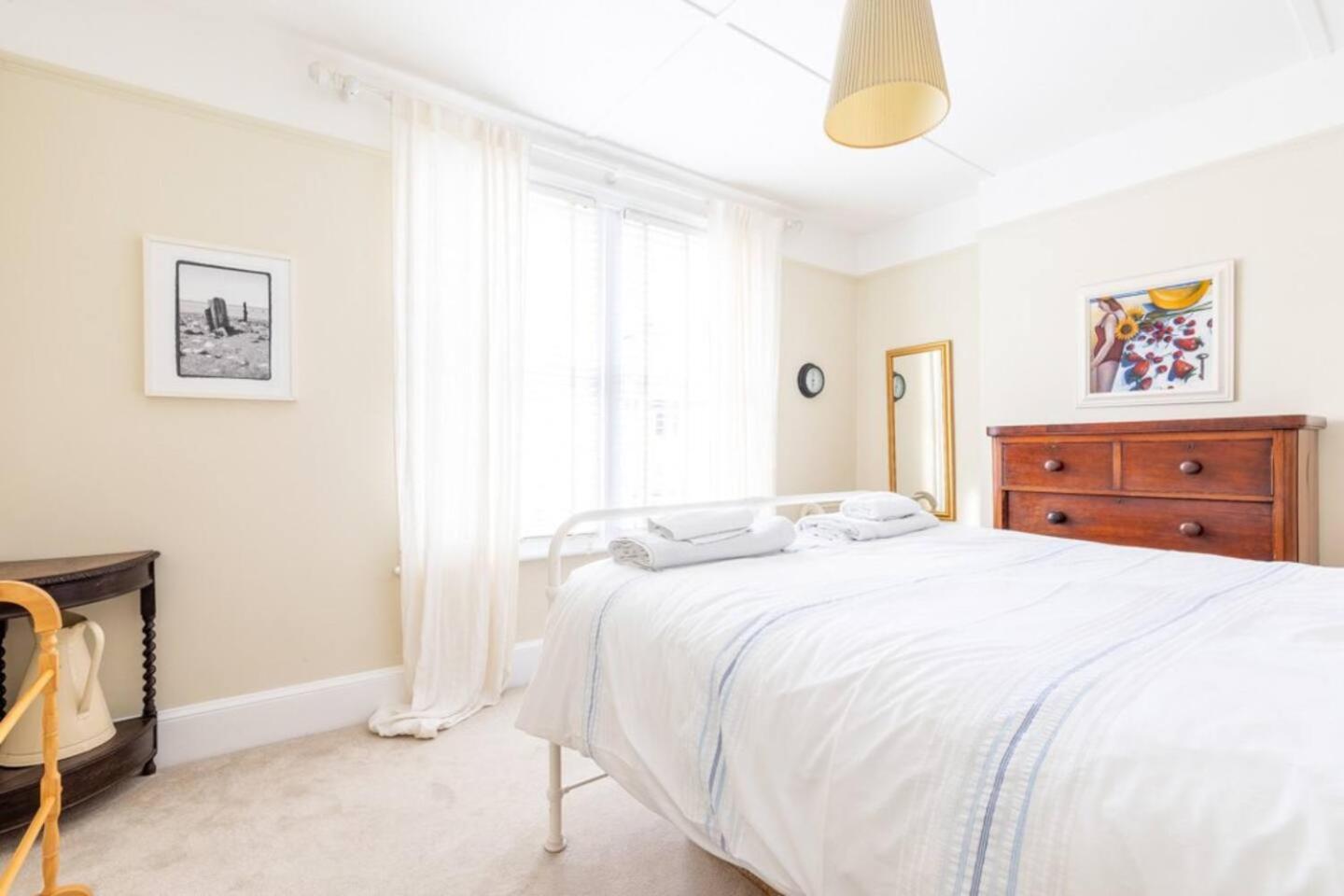 York House Villa Уитстейбъл Екстериор снимка