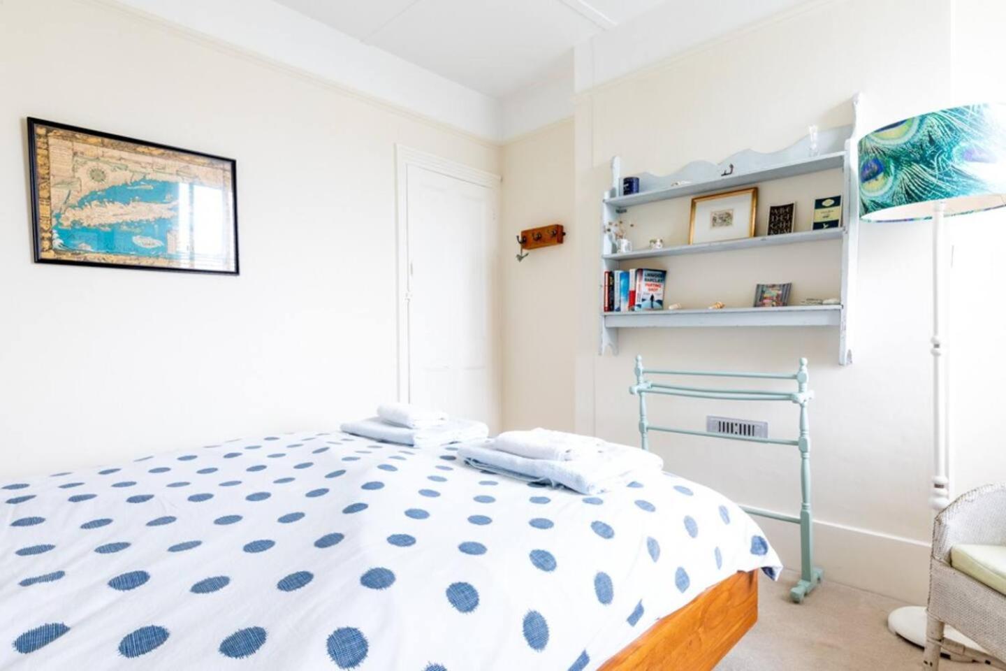 York House Villa Уитстейбъл Екстериор снимка