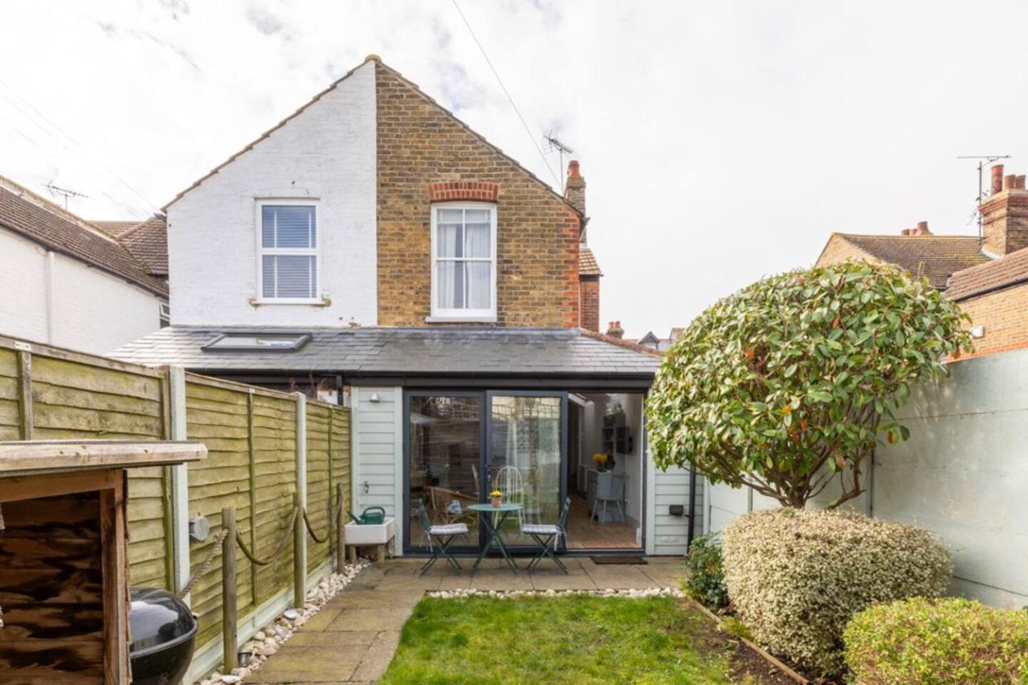 York House Villa Уитстейбъл Екстериор снимка