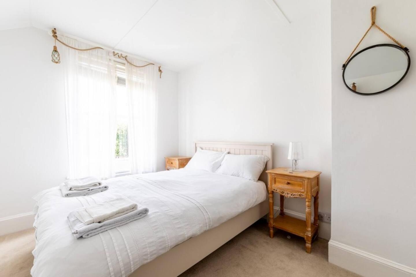 York House Villa Уитстейбъл Екстериор снимка